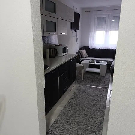 Ella Apartament Bosanska Krupa