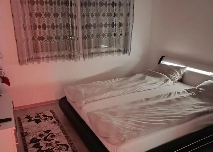 Ella * Bosanska Krupa